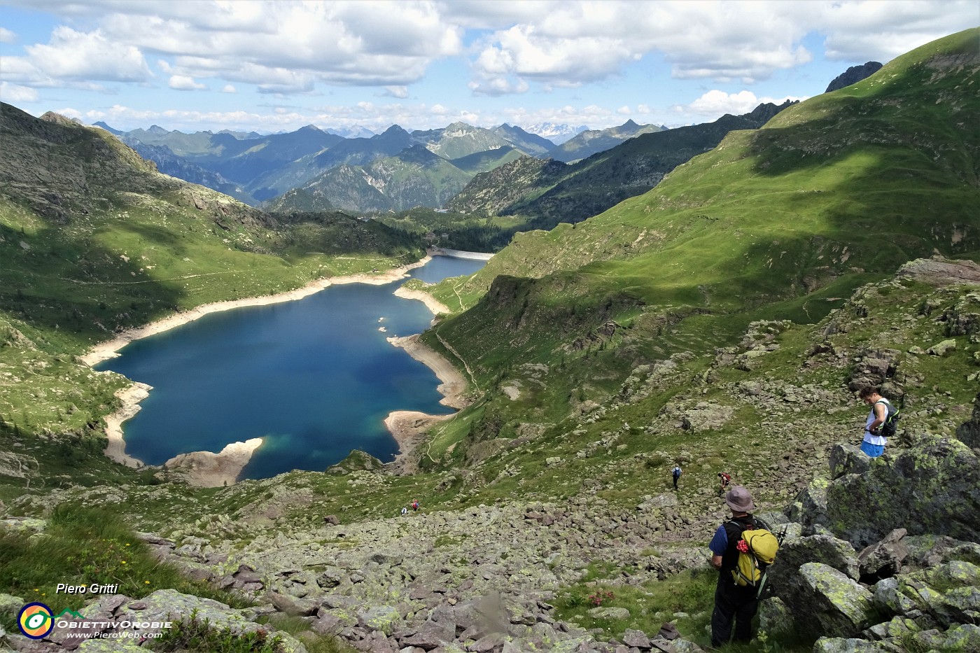 51 Vista sui Laghi Gemelli dalle pendici del Pizzo Camilla.JPG